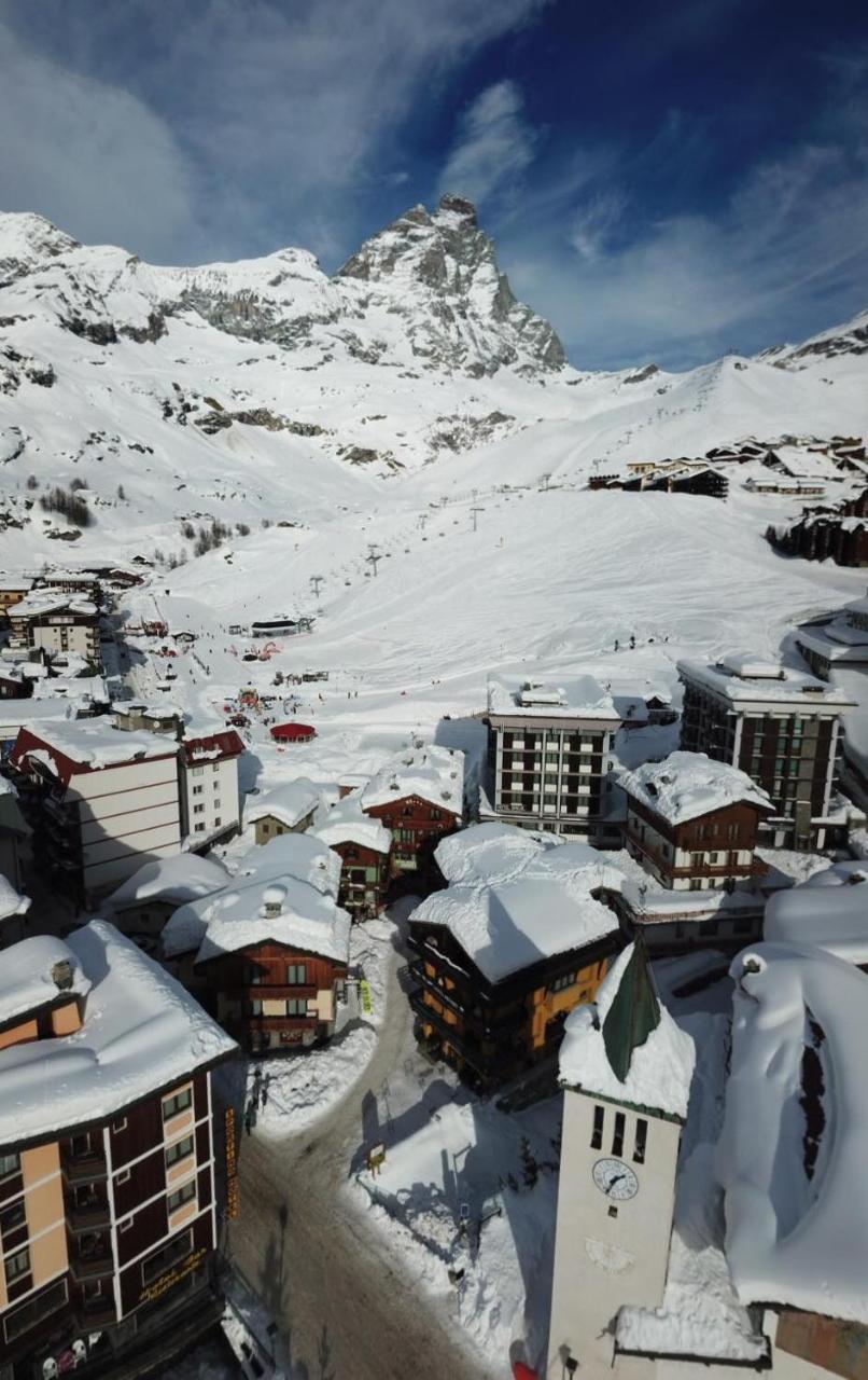 Hotel Meynet Breuil-Cervinia Exteriör bild